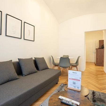 Modern Hotel-Styled Apartment In The Second District Of Vienna. Екстериор снимка
