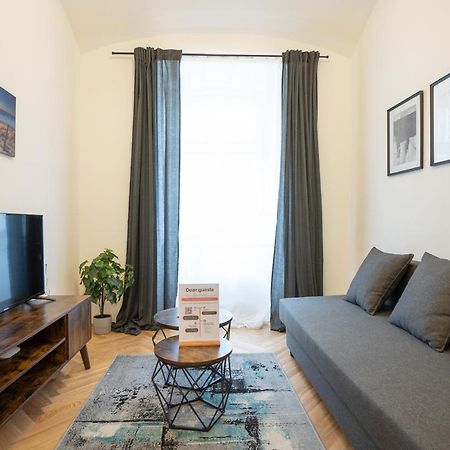 Modern Hotel-Styled Apartment In The Second District Of Vienna. Екстериор снимка
