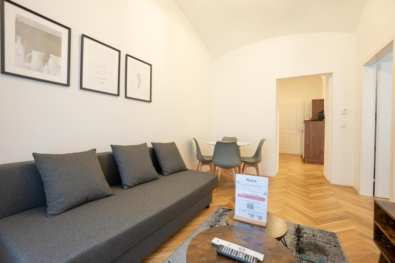 Modern Hotel-Styled Apartment In The Second District Of Vienna. Екстериор снимка