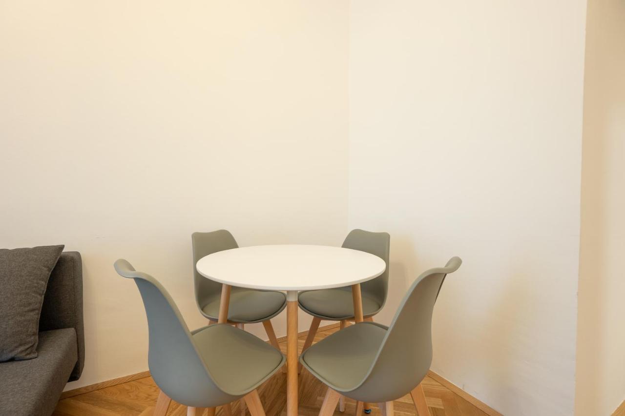 Modern Hotel-Styled Apartment In The Second District Of Vienna. Екстериор снимка