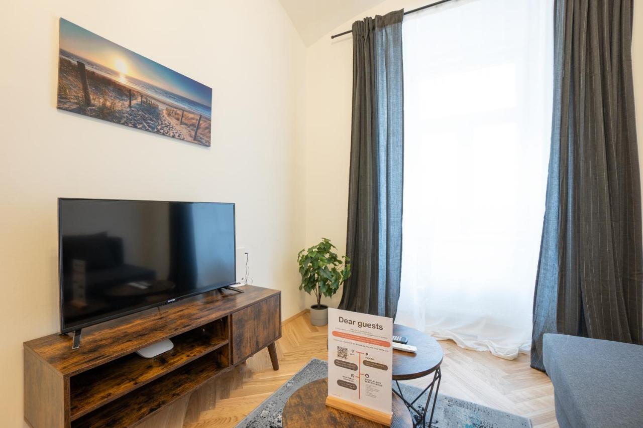 Modern Hotel-Styled Apartment In The Second District Of Vienna. Екстериор снимка