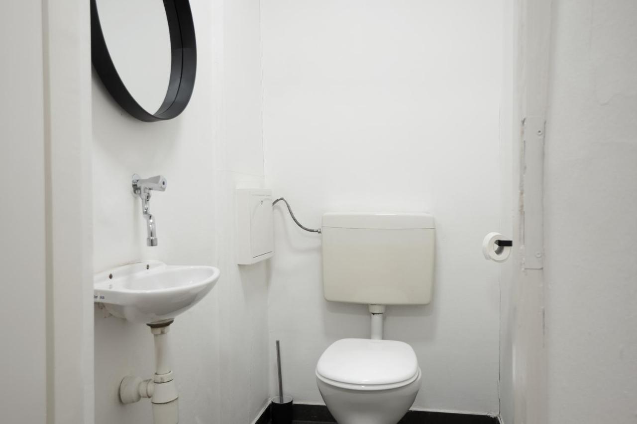 Modern Hotel-Styled Apartment In The Second District Of Vienna. Екстериор снимка